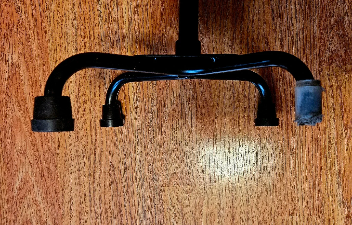 Quad Walking Cane ♻️ #cleanout #freecycle image indicator(5)