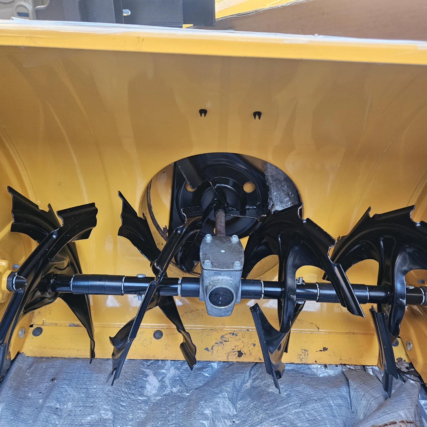 Cub Cadet 2X 28 IntelliPower Snow Blower - photo 4