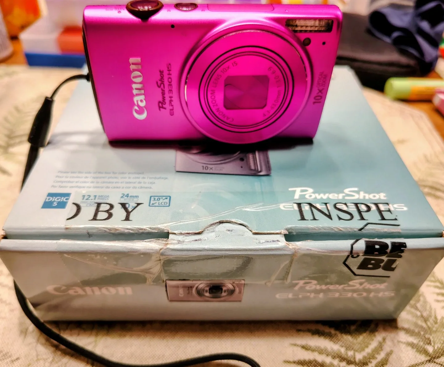Canon PowerShot ELPH 330 HS Pink Digital Camera w/ Case image indicator(2)