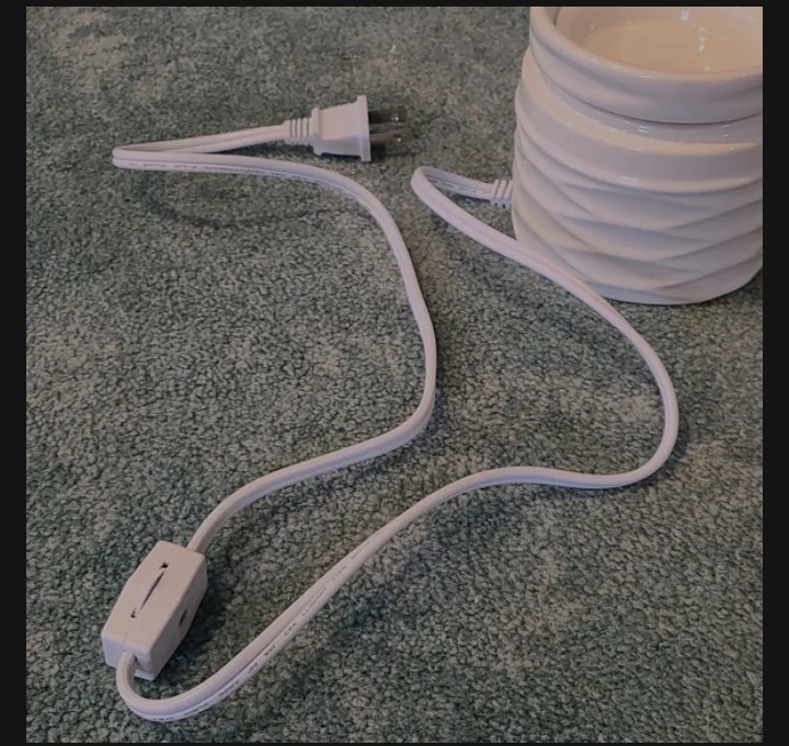 white ceramic wax melt warmer image indicator(2)