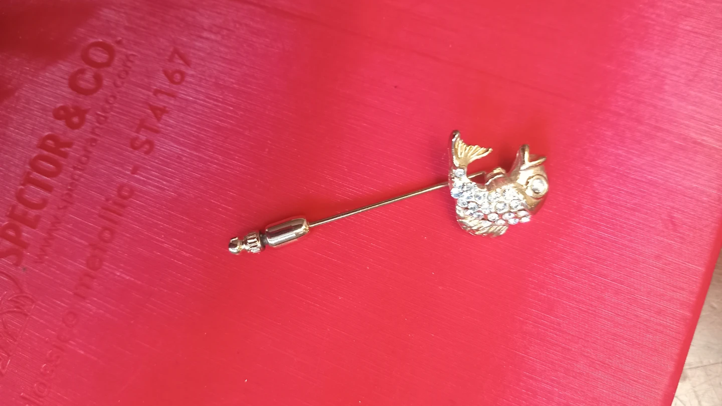 Vintage Gold Fish Lapel Pin - photo 2