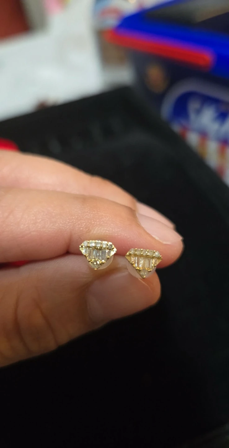 Natural Diamond Stud Earrings - photo 2