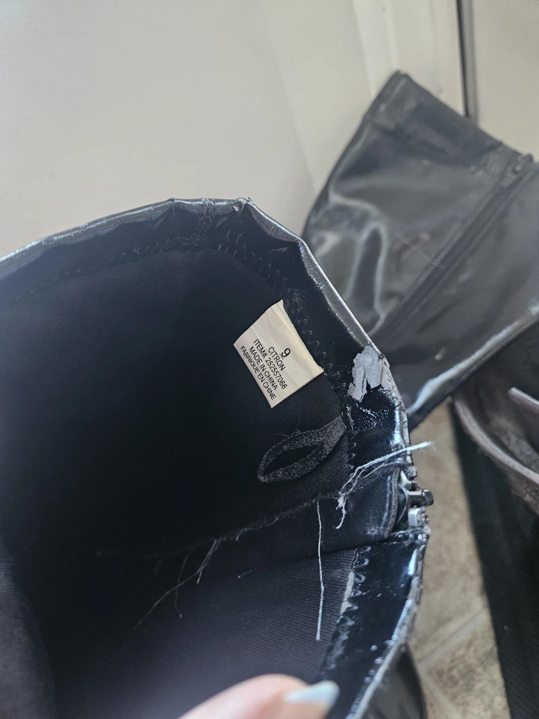 Gently Used Women's Black Leather Heels - Size 9 - photo 4