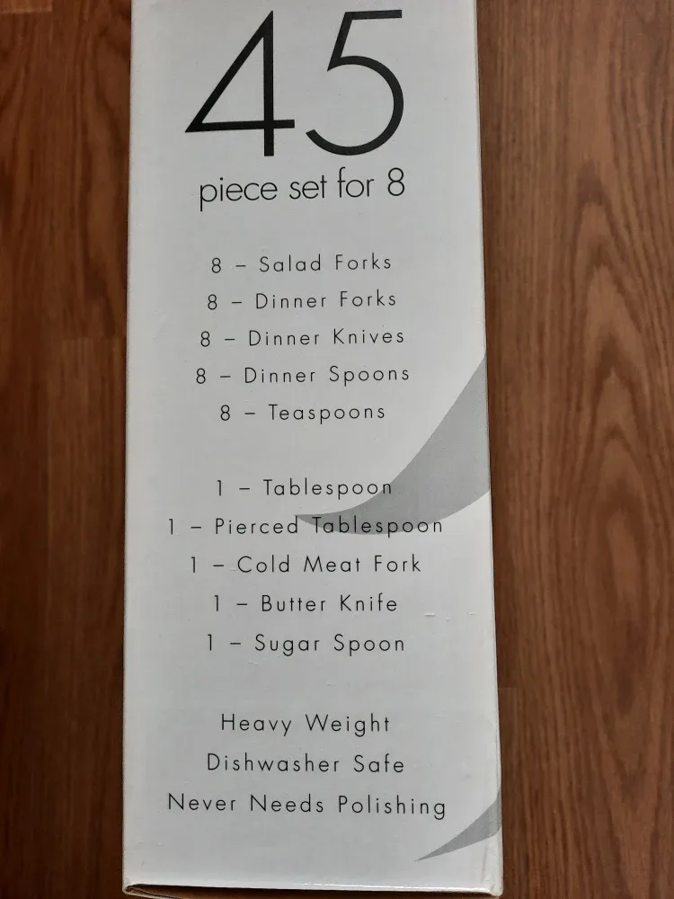 Royal Doulton England 45-Piece Cutlery Set image indicator(2)