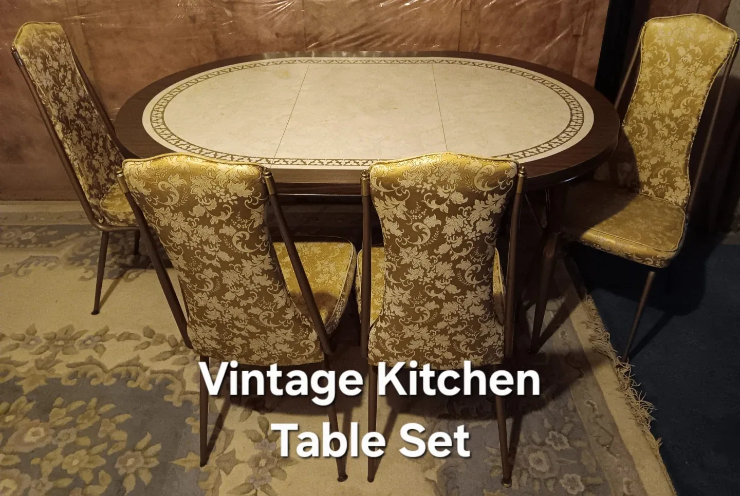 Kitchen retro set with chairs