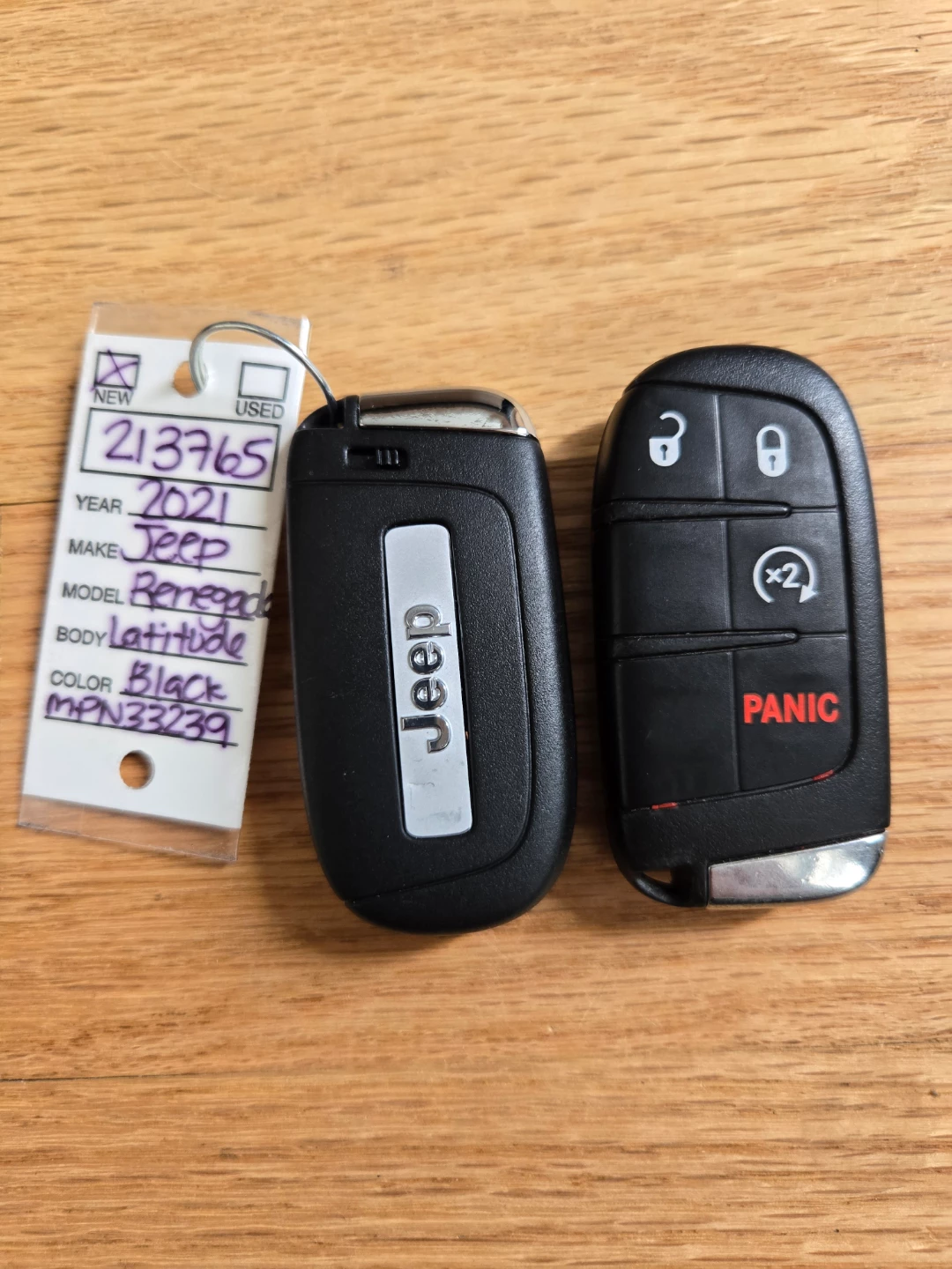 Jeep Renegade Latitude Key Fob - Black