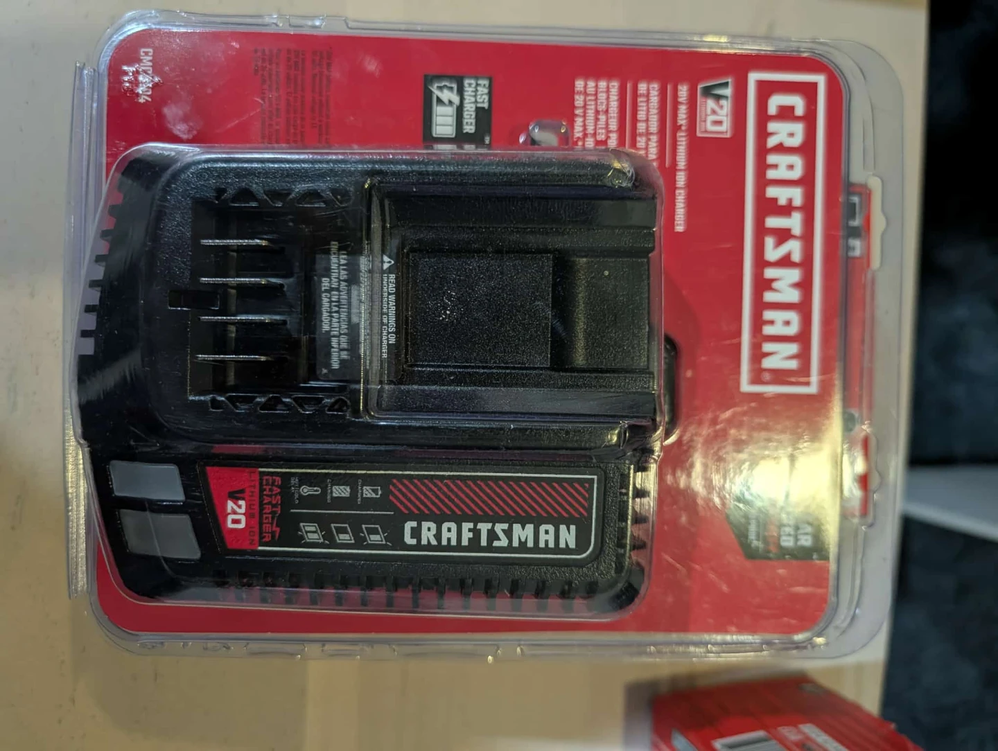 New Craftsman V20 Fast Charger & Battery Kit - photo 2