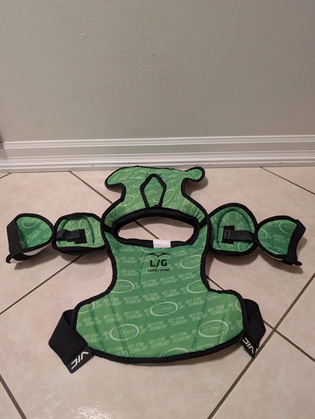 VIC Hockey Shoulder Pads - Large/Grand image indicator(4)