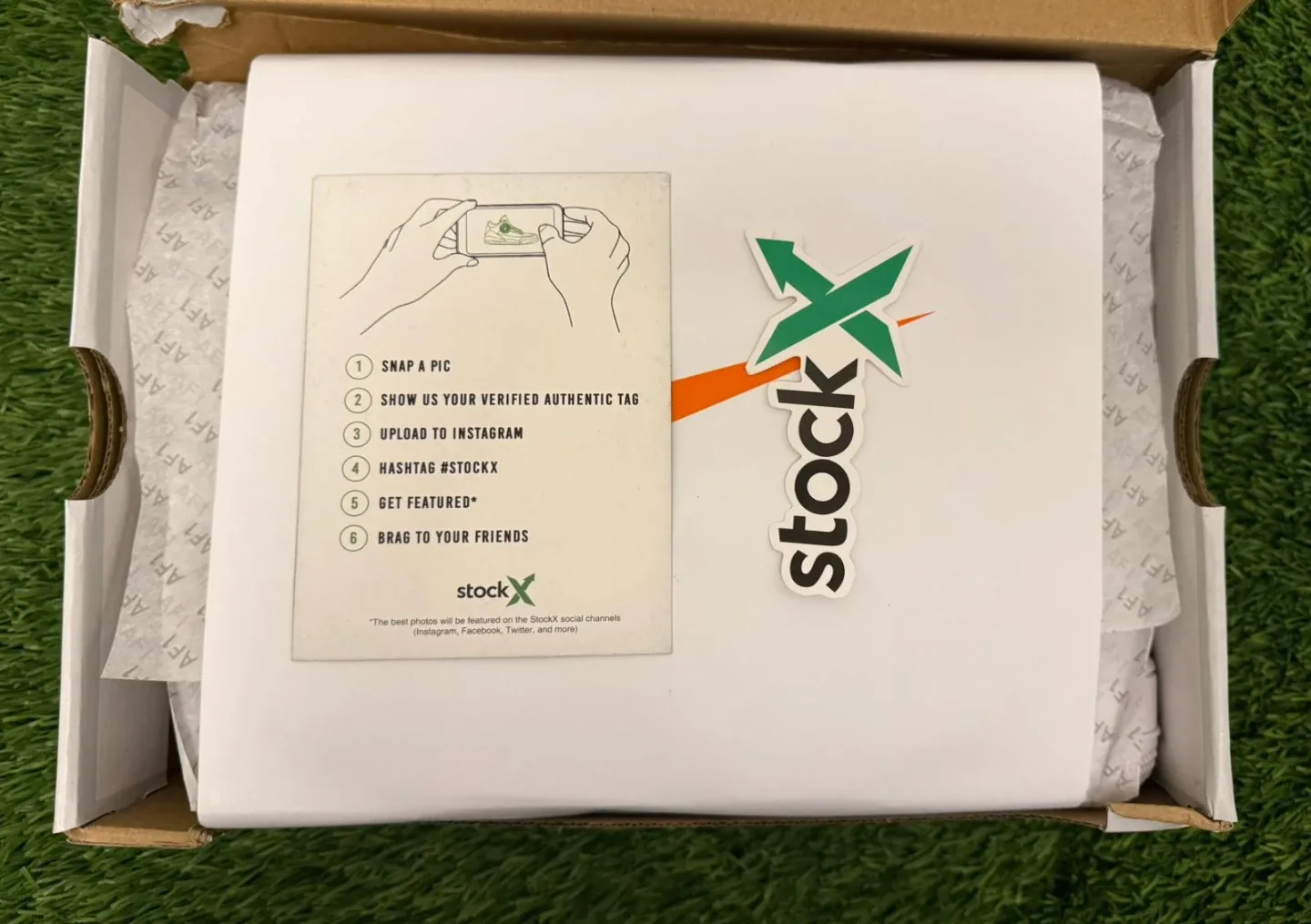 New Nike Air Force 1 '07 White image indicator(6)