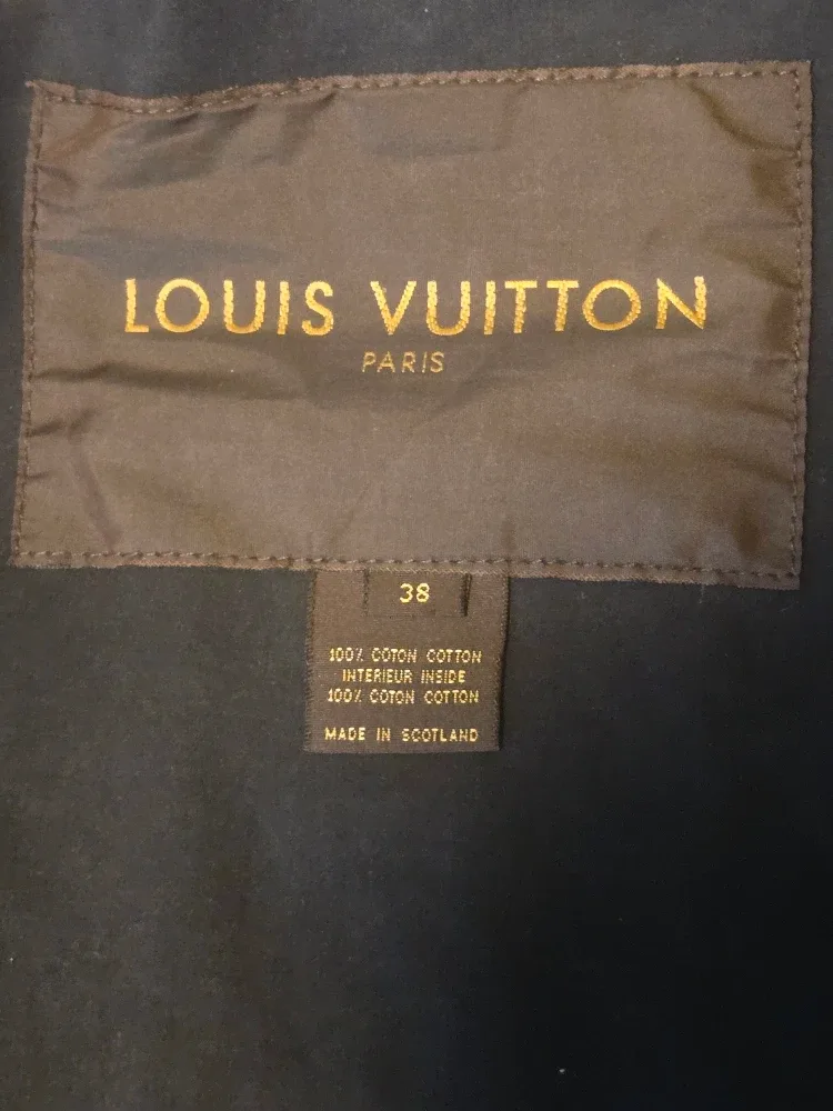 Louis Vuitton Mackintosh Coat Size 38