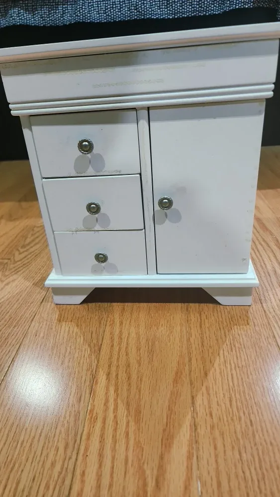 White Jewelry Box with Ballerina