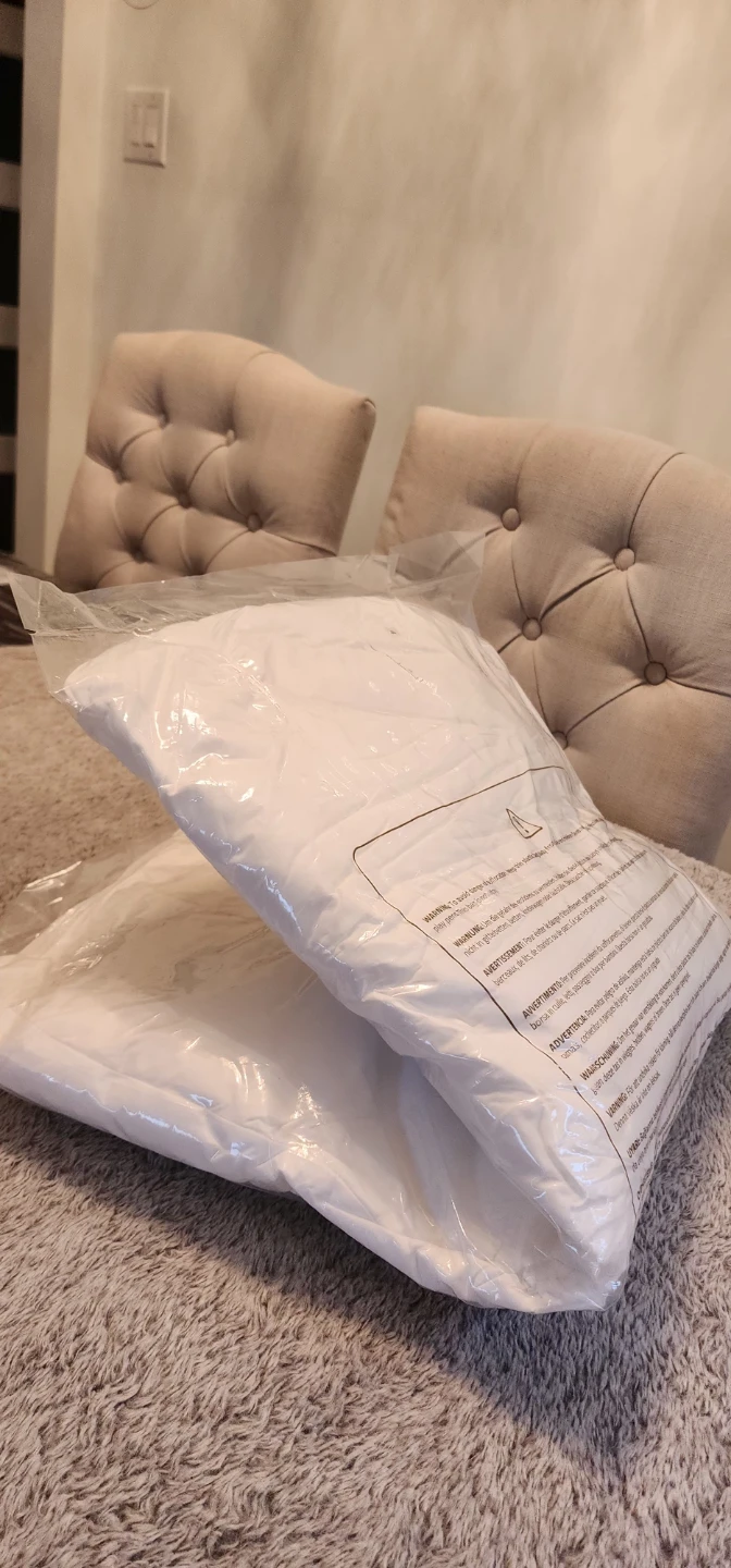 New Utopia Bedding White Pillow Inserts - photo 2