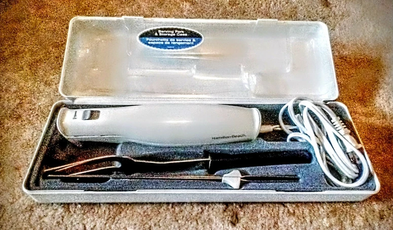 Hamilton Beach Carve 'N Set Electric Knife w/ Case - photo 2