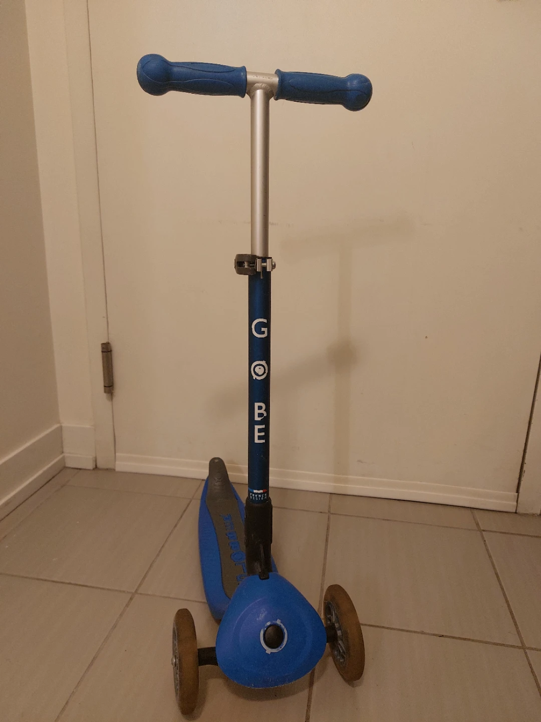 Globber Blue 3-Wheel Scooter