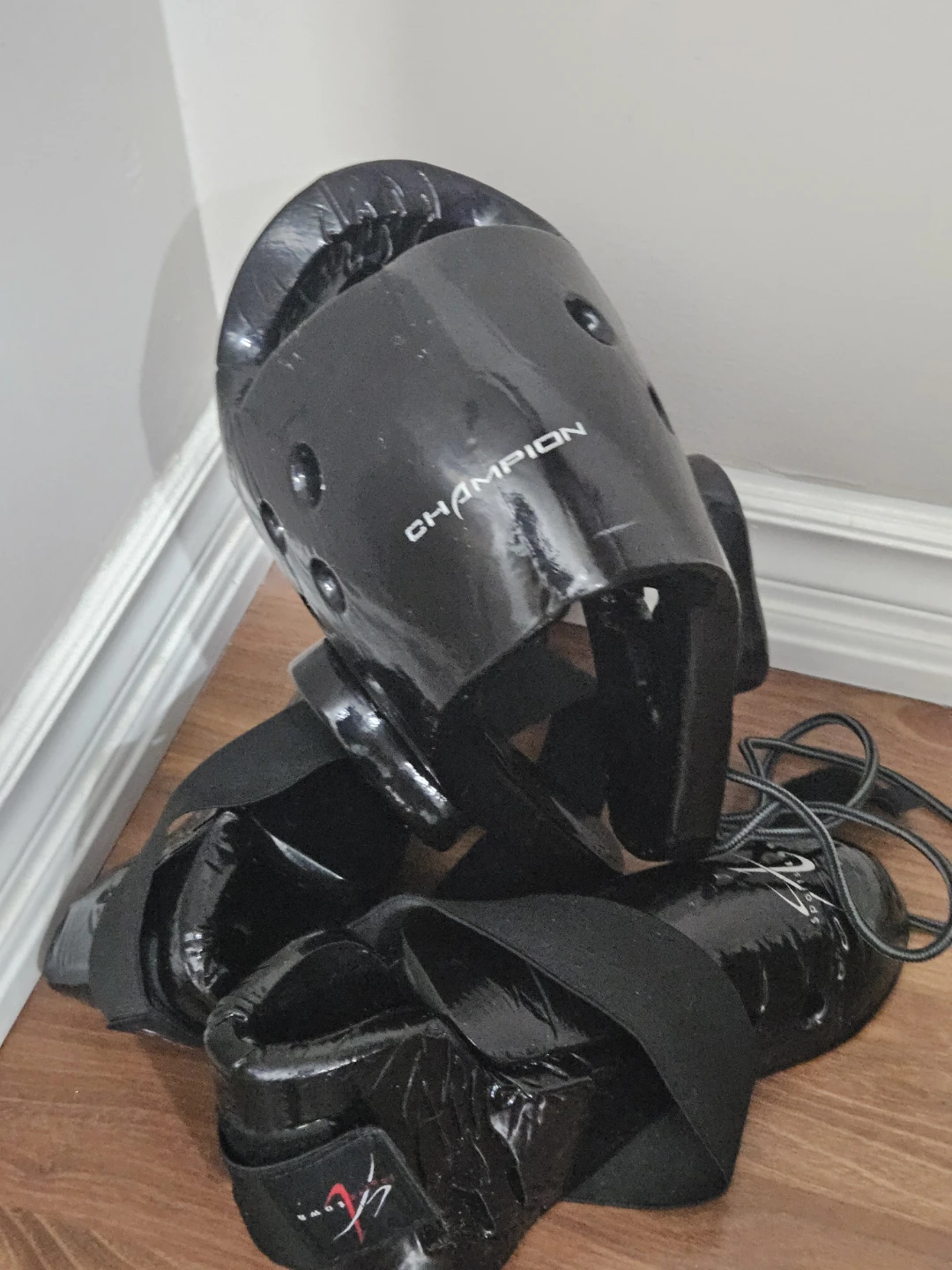 Champion Headgear & Sportacular Foot Gear - photo 4
