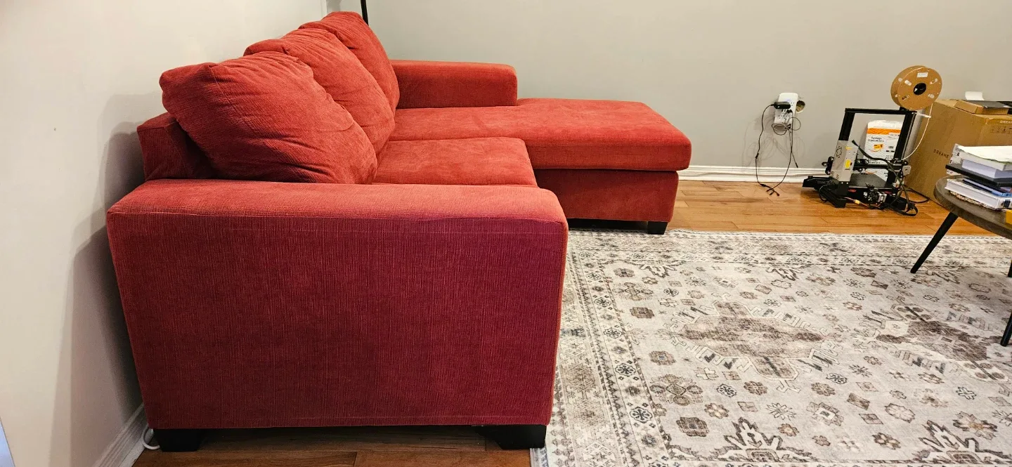 Sectional Sofa from Leon’s – zero damages image indicator(10)