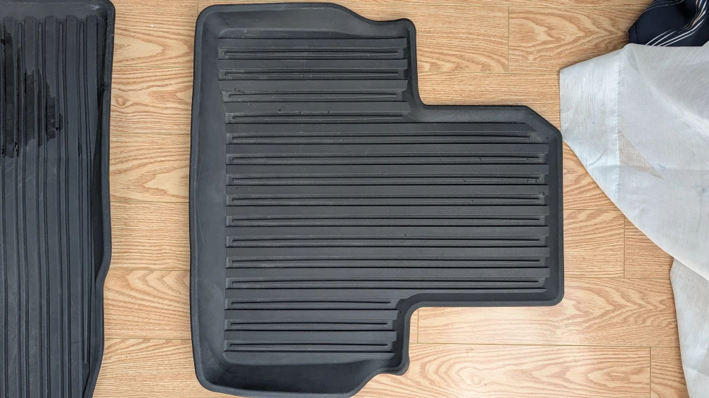 Honda Civic Floor Winter Mats - Great Condition - photo 5