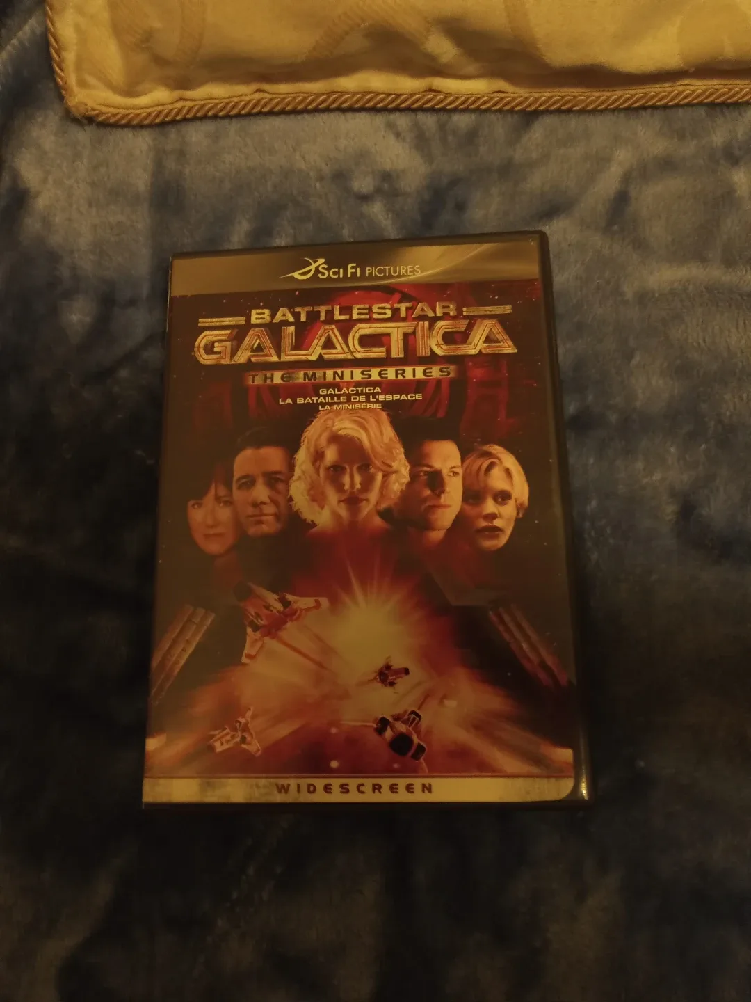 6 battlestar Galactia wide screen dvds image indicator(3)