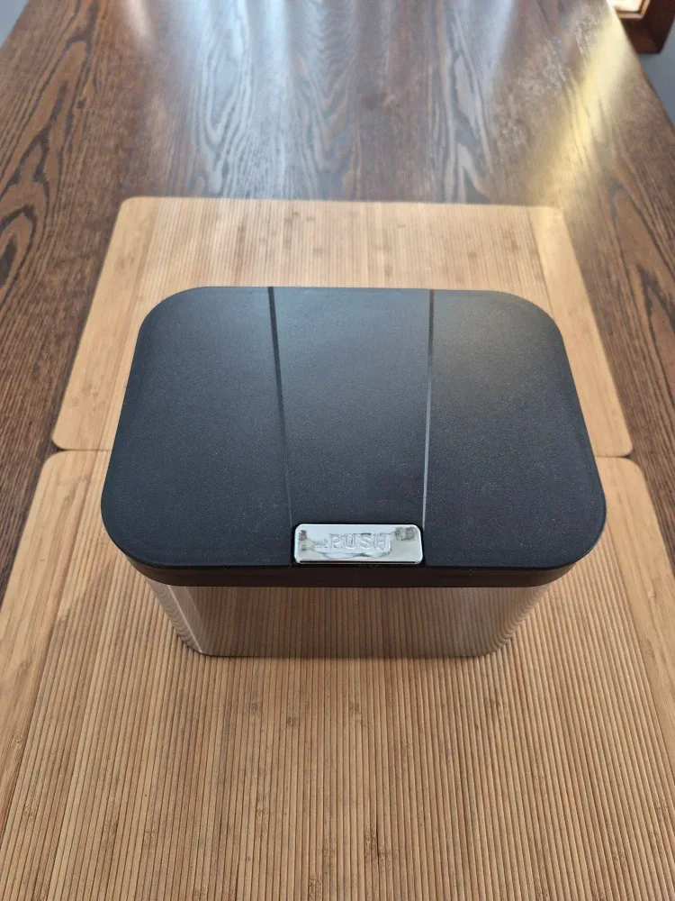 Countertop Bin for compost-ables Stainless Steel & Black image indicator(5)
