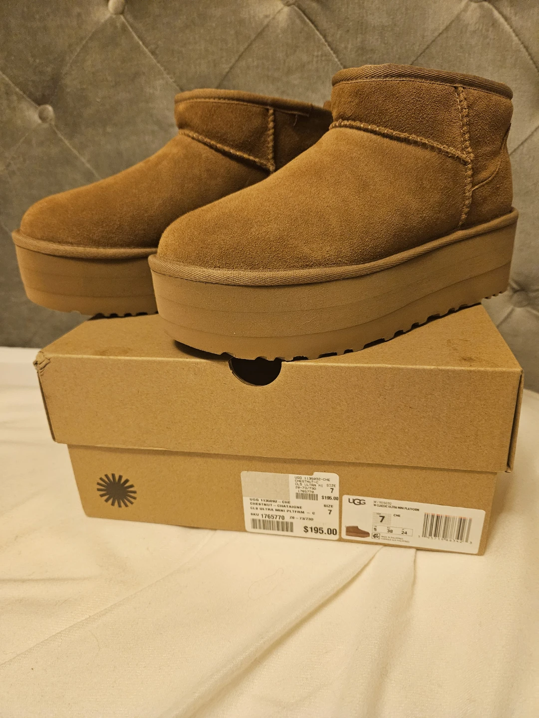 UGG Classic Ultra Mini Platform Boots - Size 7