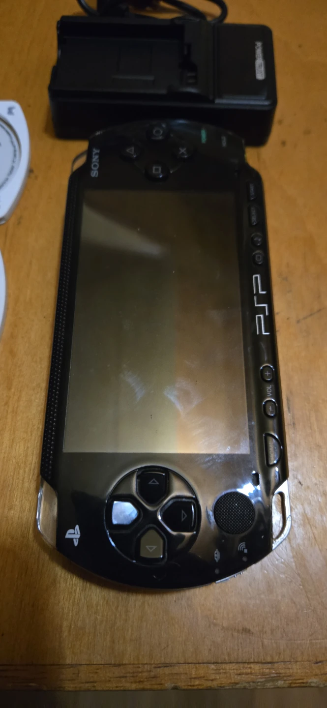 Sony PSP 1001 with games (mint condition) - photo 2