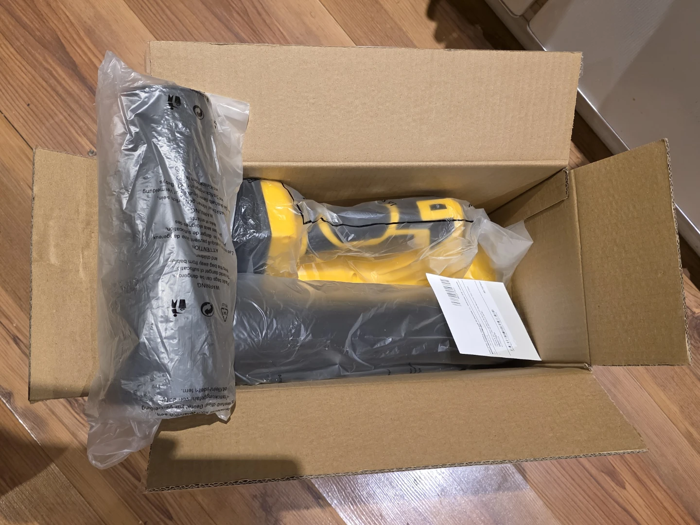 LEAWINDY Leaf Blower & SNOW Blower- Like New! - photo 2
