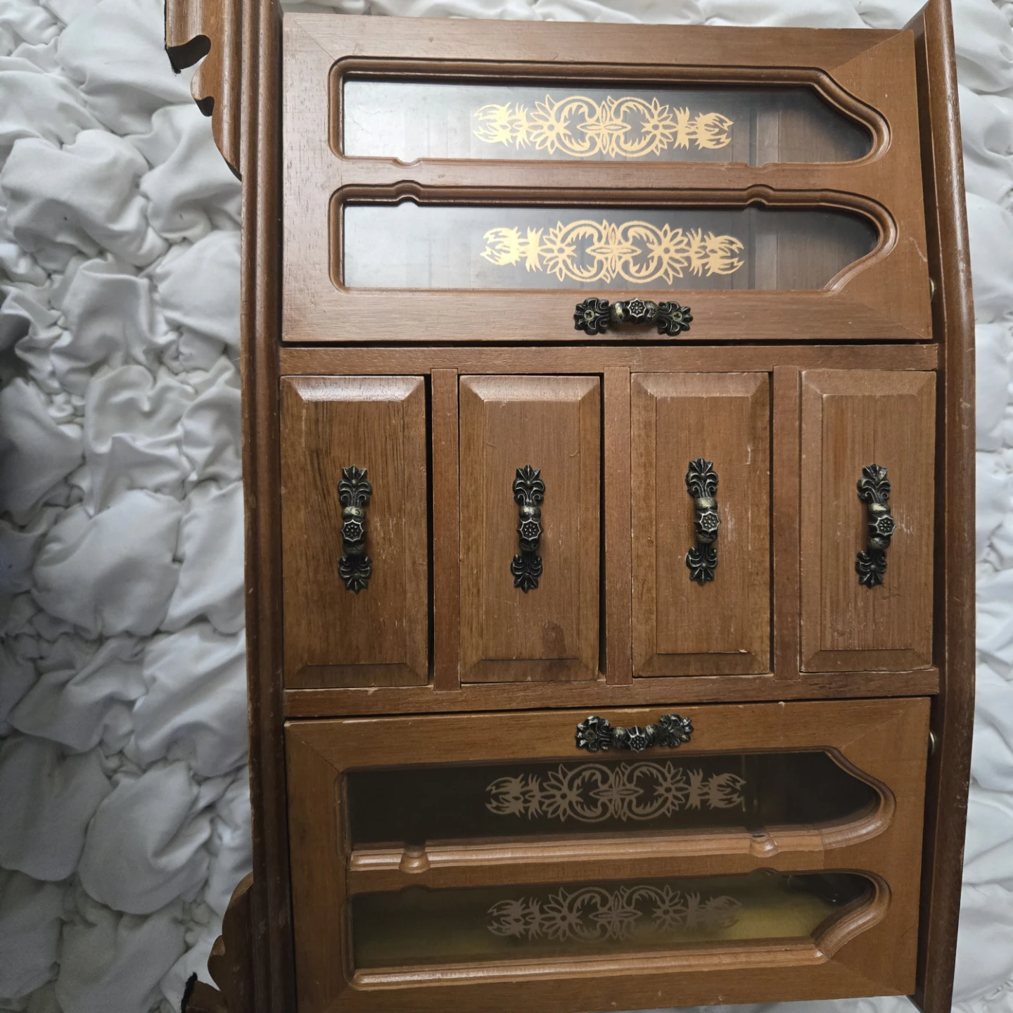 Vintage Wooden Jewelry Box