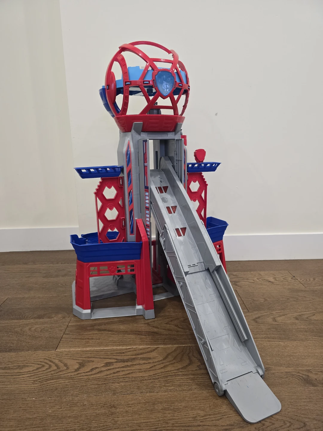 PAW Patrol - Transforming Ultimate City Movie Tower (3ft tall) - photo 2