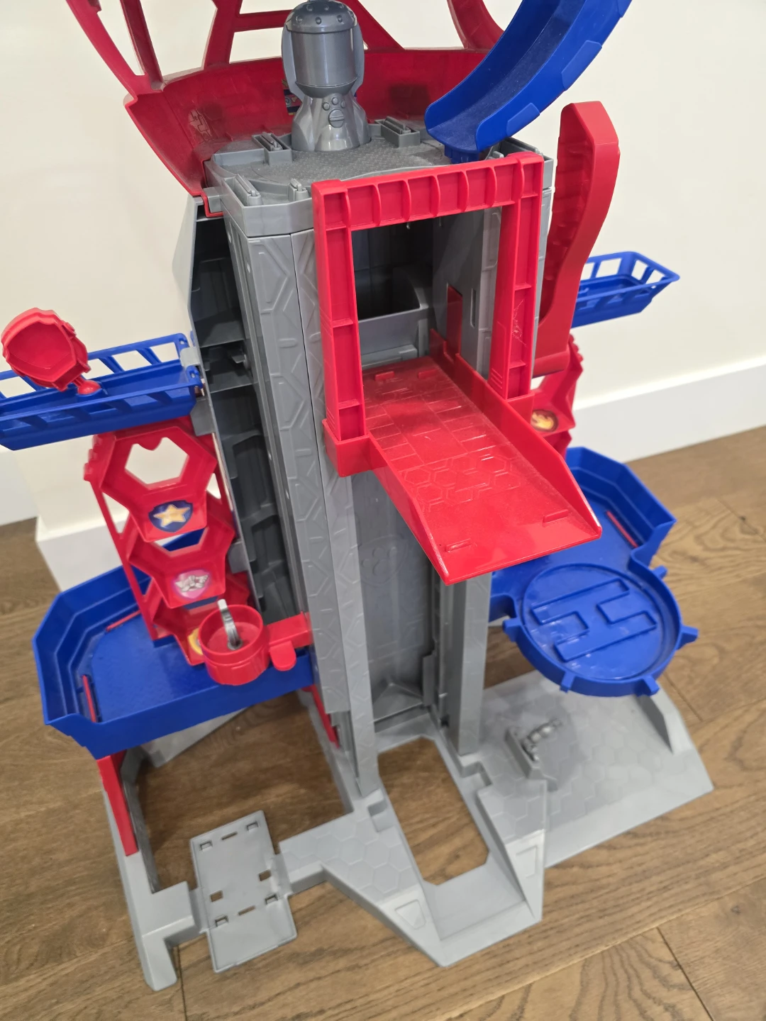 PAW Patrol - Transforming Ultimate City Movie Tower (3ft tall) - photo 5