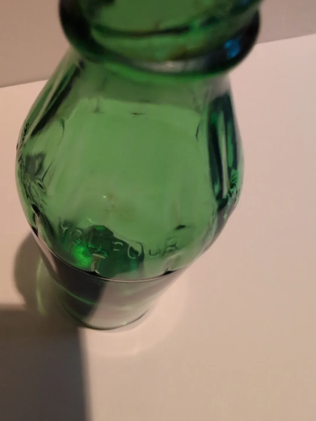 Vintage Lemon Juice Green Glass Bottle image indicator(3)