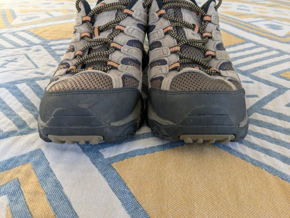 Merrell Moab Ventilator 2 (men US 10) - low top hiking shoes image indicator(4)