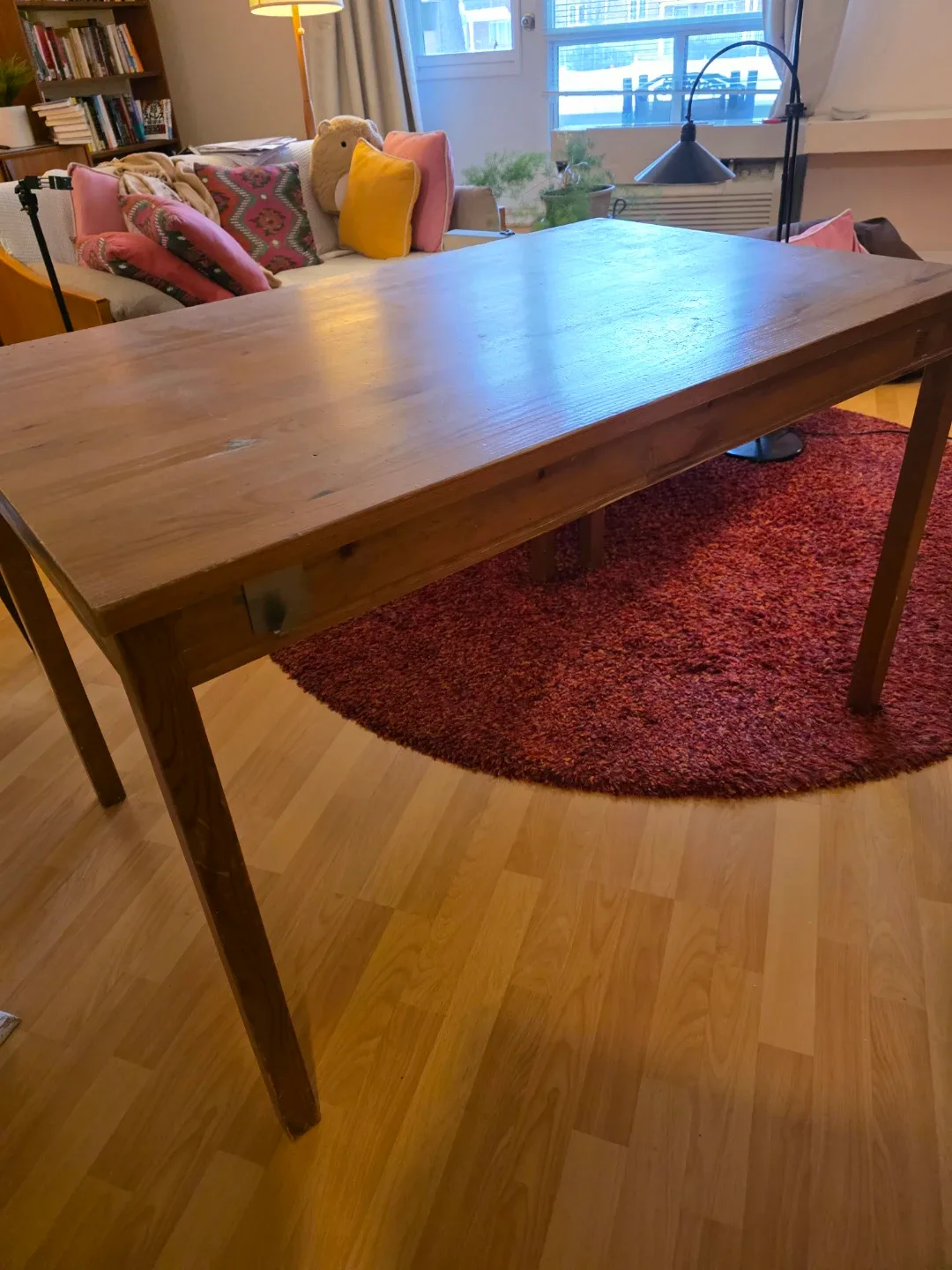 Wooden Dining Table - 118 cm x 74 cm x 73 cm
