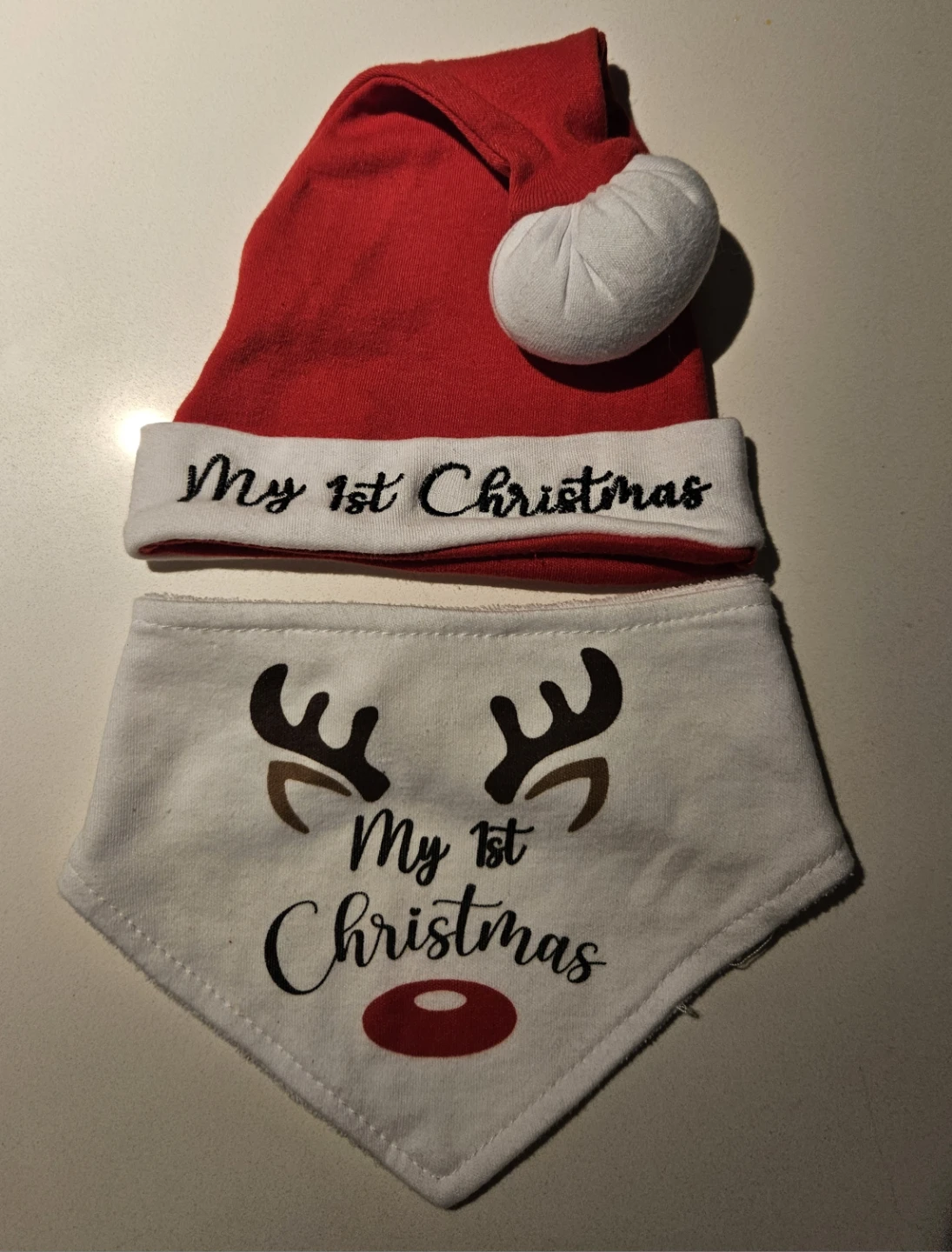 Baby's 1st Christmas Hat & Bib Set