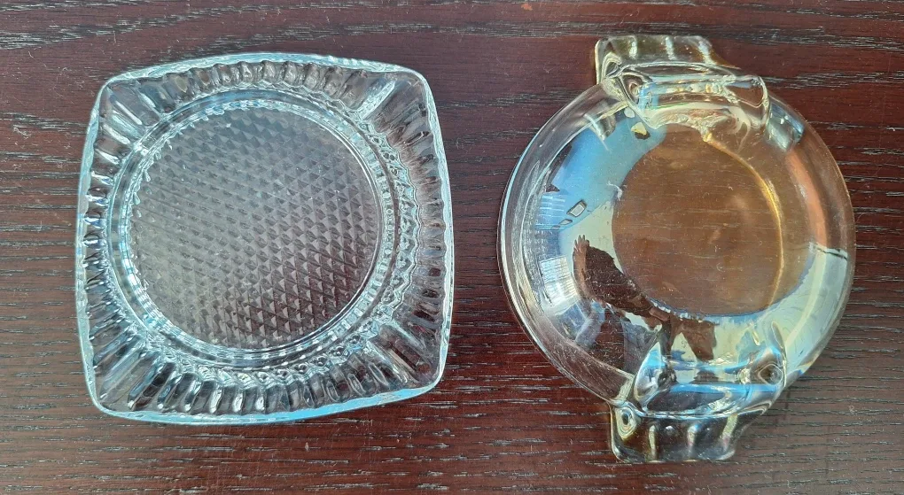 Vintage Glass Ashtrays - Set of 5 image indicator(4)