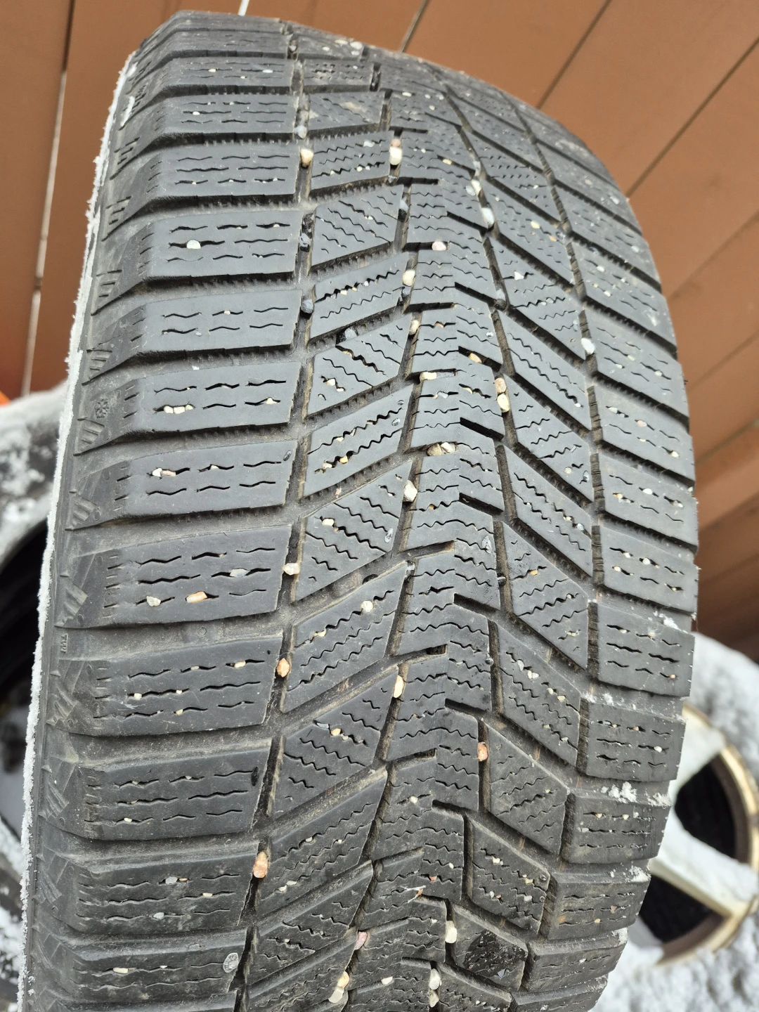 Continental 215/55 R16 Winter Tires - photo 2