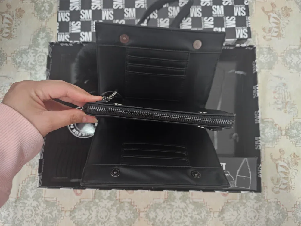 BNIB Steve Madden Gift Set - Price Firm image indicator(3)