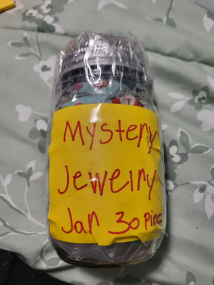 Mystery Jewelry Jar - 30 Pieces