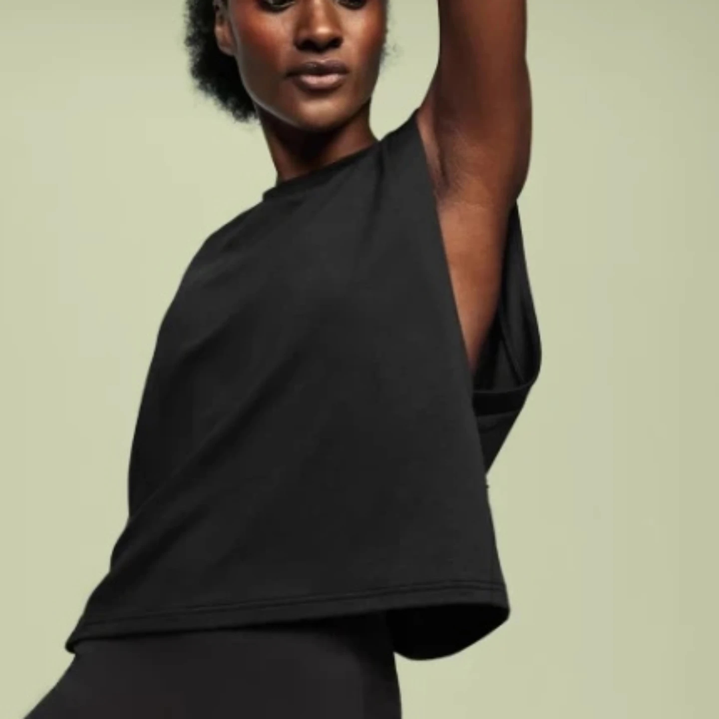 New On Focus Crop Top - Size M Yoga #thriftypicks - photo 5
