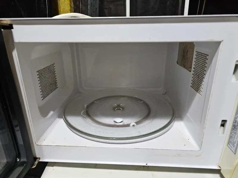 Danby Designer Microwave Oven