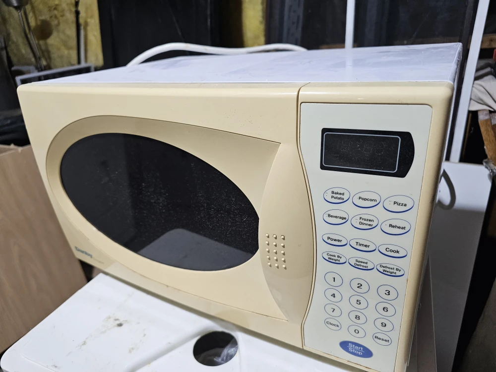 Danby Designer Microwave Oven - photo 4