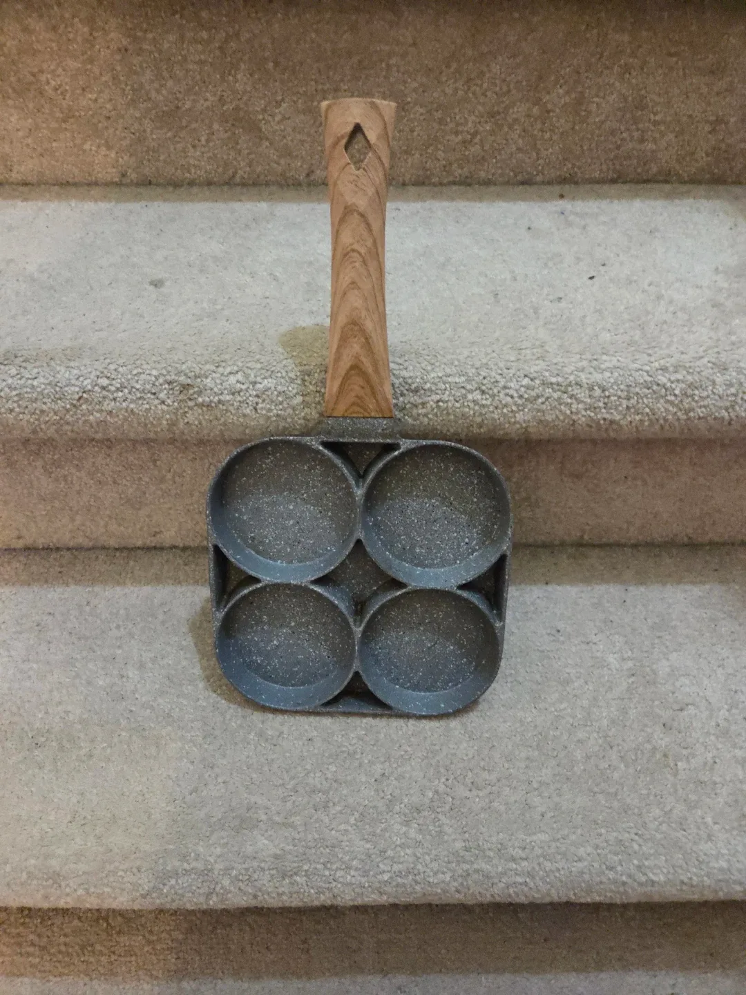 Four-Cup Egg Frying Pan image indicator(2)