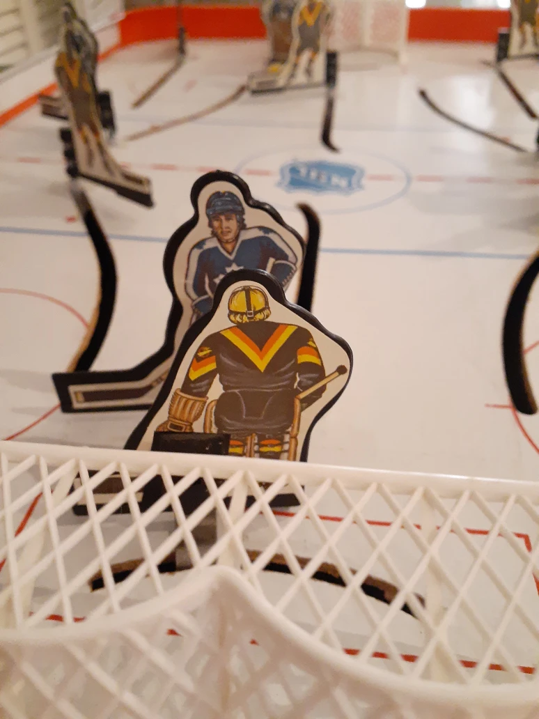 Vintage NHL Table Hockey Game - photo 5