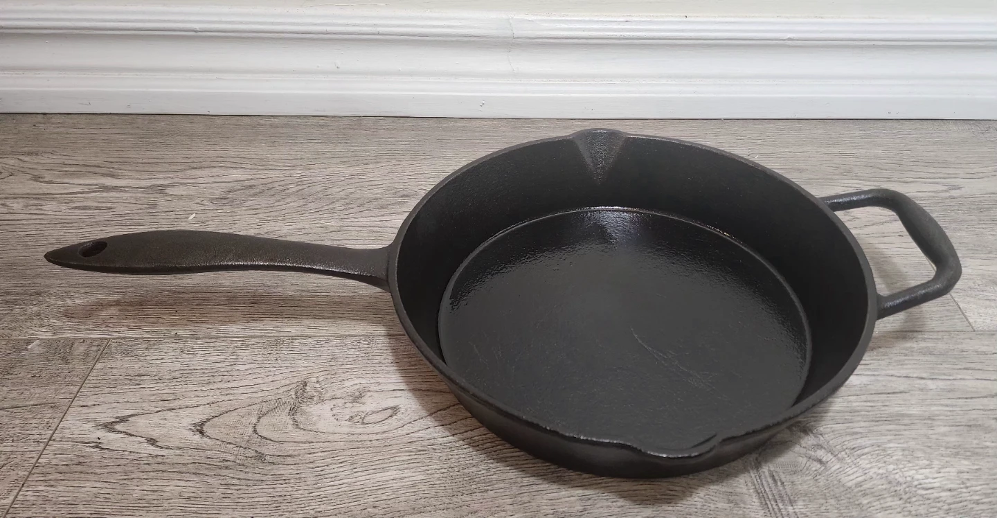 Lagostina Cast Iron Skillet - photo 3