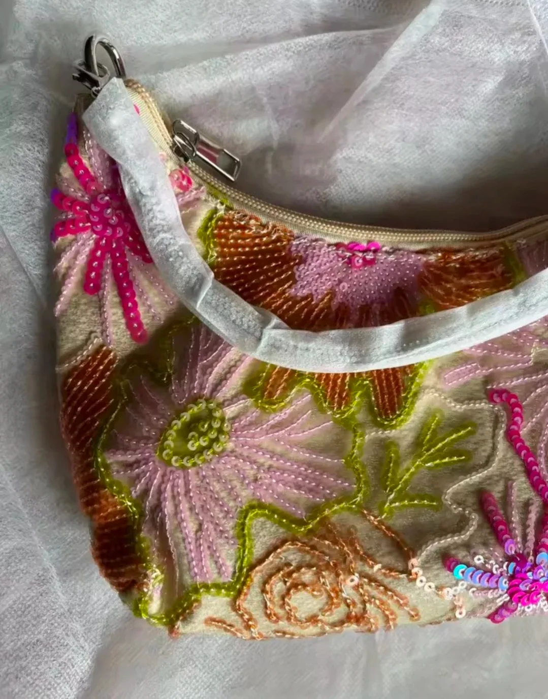 Beautiful colorful floral sequin purse image indicator(2)
