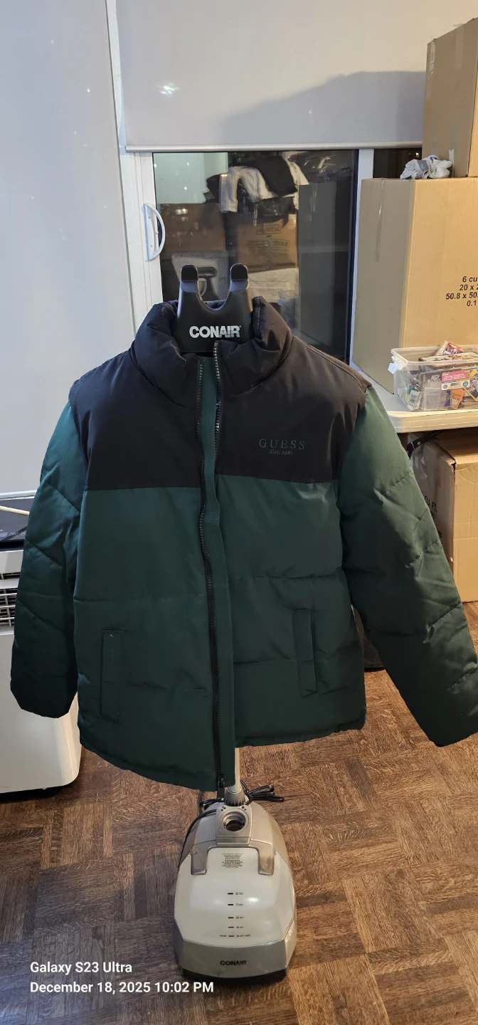 Guess Puffer Jacket - Size XL