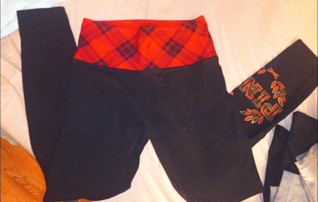PINK Victoria's Secret Black Leggings - photo 3