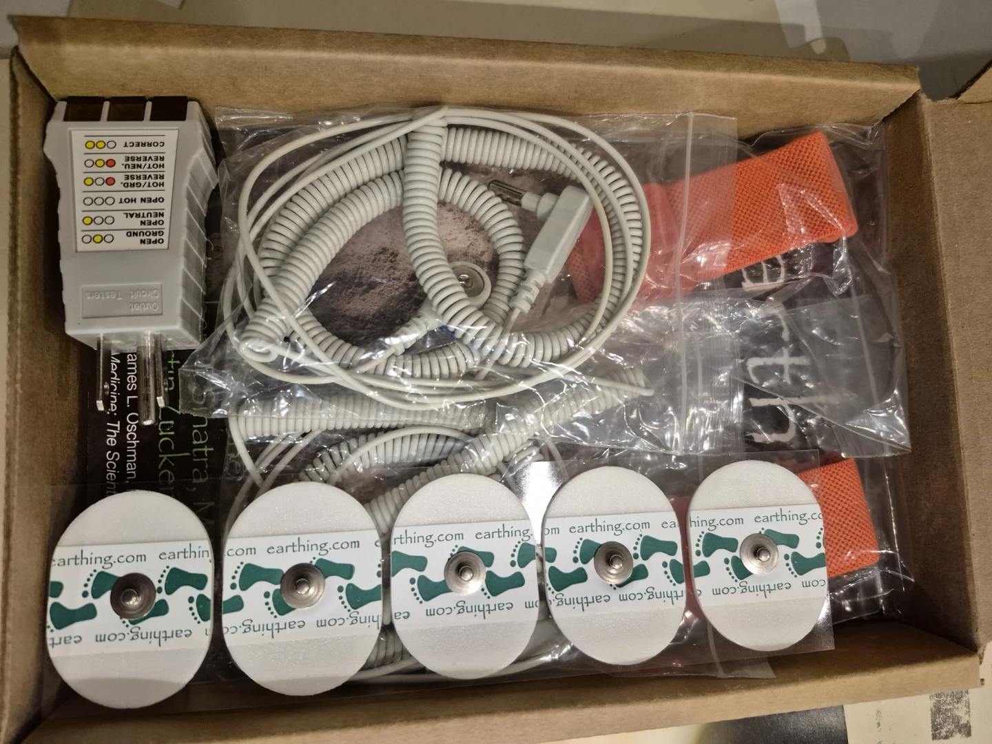 Grounding Benefit: Earthing (Get Connected Kit w/ Book) - photo 3