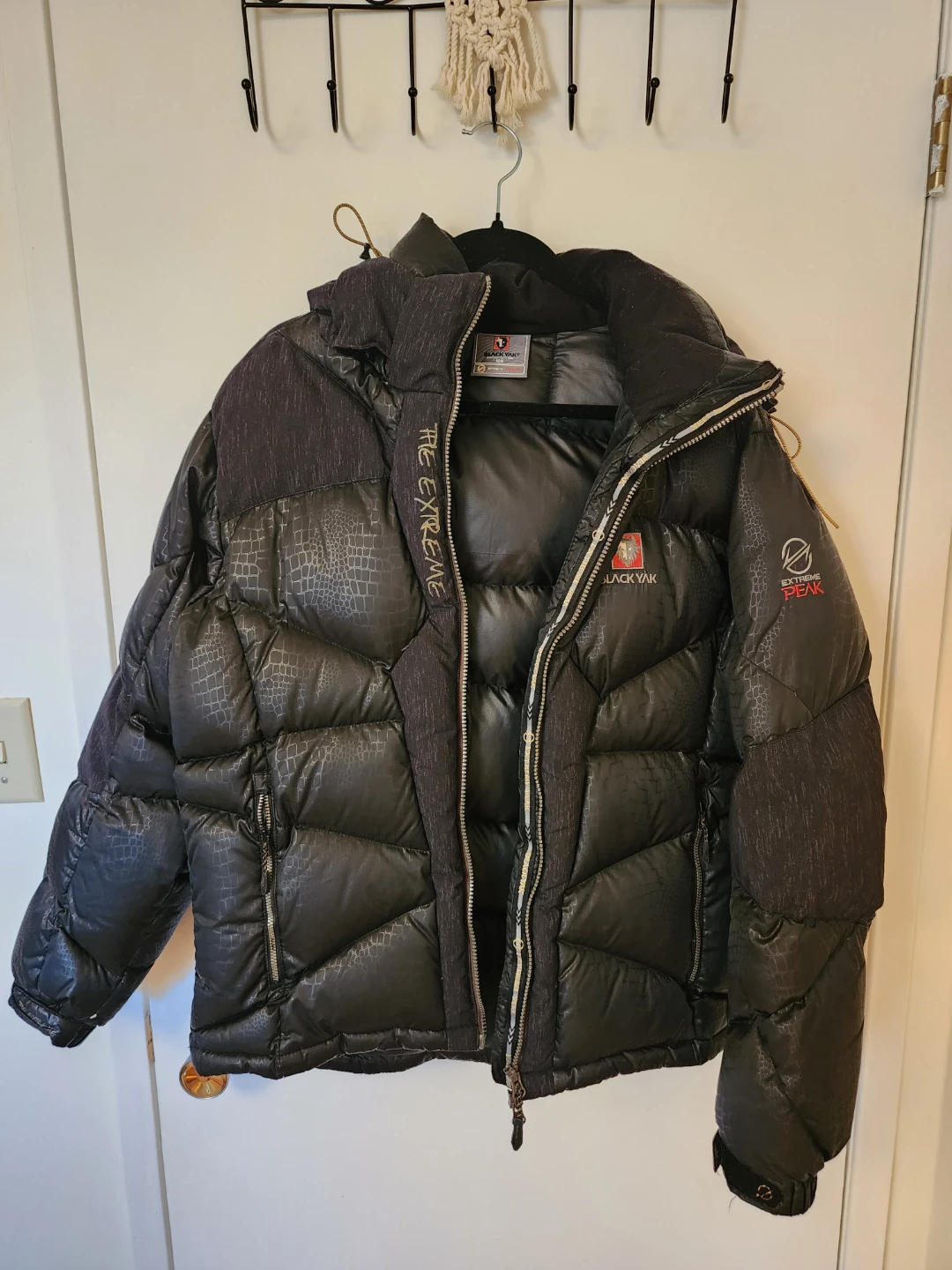 Black Yak Extreme Peak Puffer Jacket