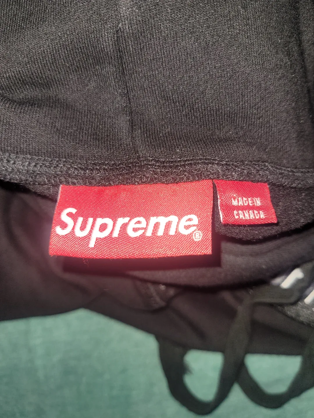 Supreme Black Box Logo Hoodie