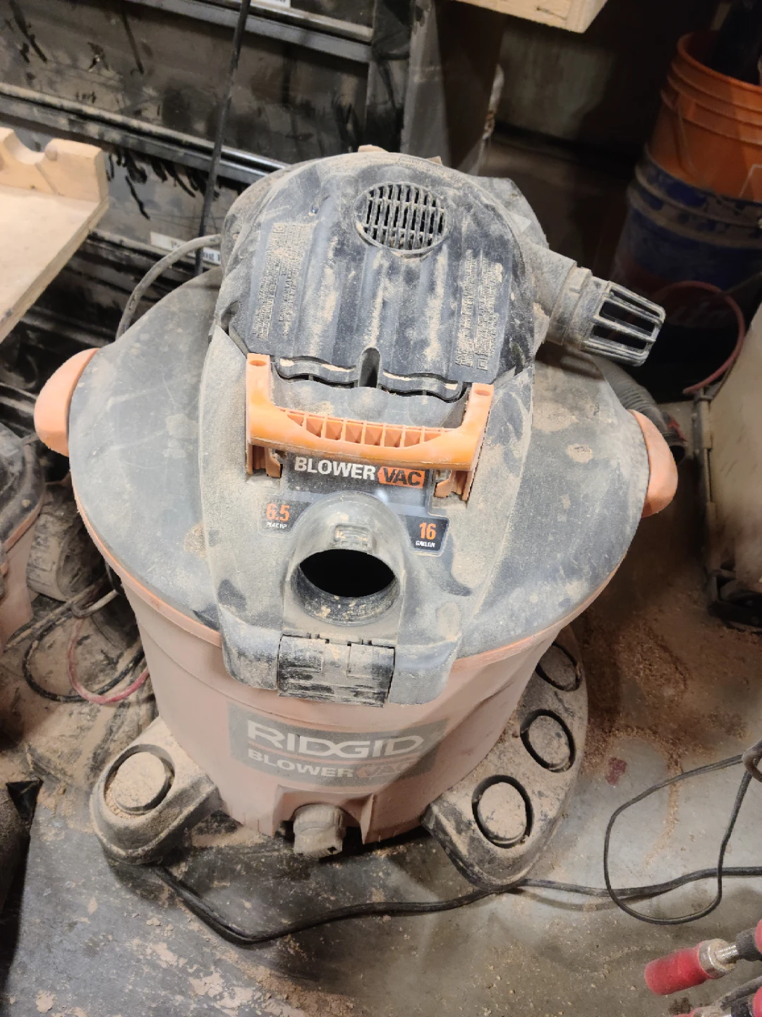 Ridgid 6.5 Peak HP Blower Vac - 16 Gallon
